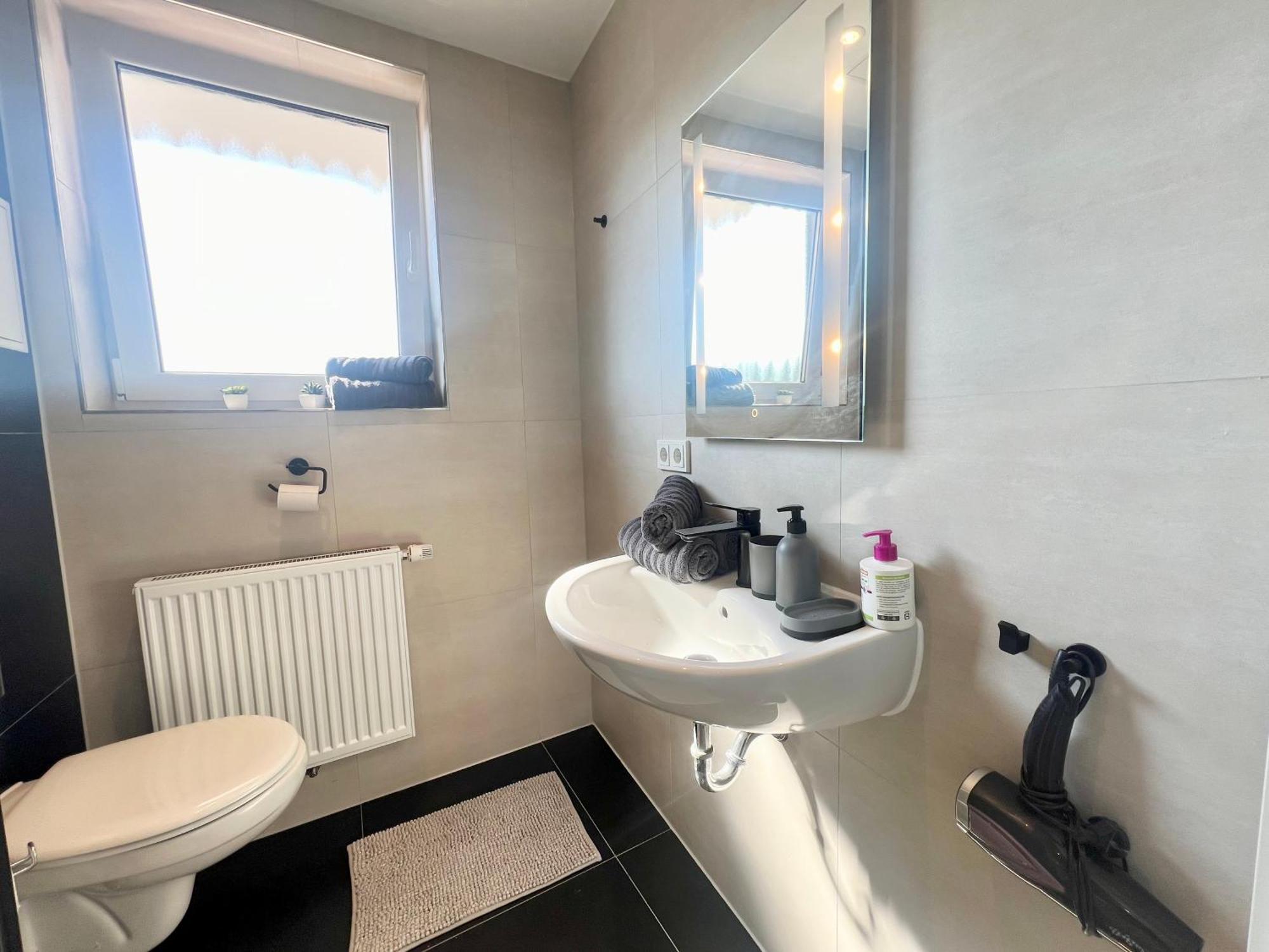 Zentrale Ferienwohnungen In Bremerhaven - Nordsee Buitenkant foto